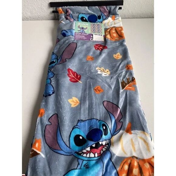 Disney Stitch Halloween Plush Throw Blanket Pumpkin  50 X 70” Autumn Fall Leaves - Picture 11 of 12